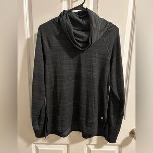 Apana athletic top pullover gray cowl neck long sleeve size M medium